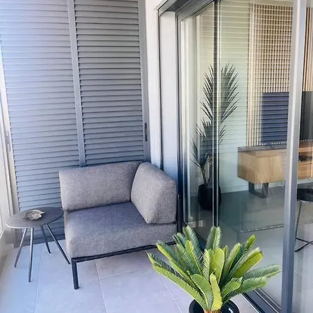 Modern Da Rocha, * 波尔蒂芒