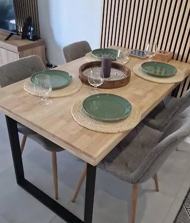 Modern Da Rocha, Apartment
