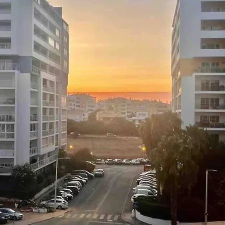 Apartment Modern Da Rocha,
